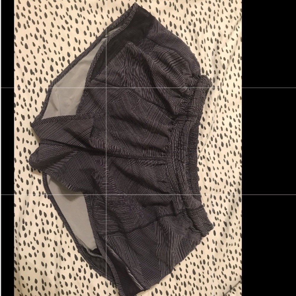 Lululemon Hotty hot shorts